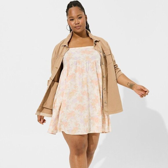 Torrid - Mini Challis Sleeveless Sundress in Lush Floral Dew​​​​​ - Picture 10 of 13